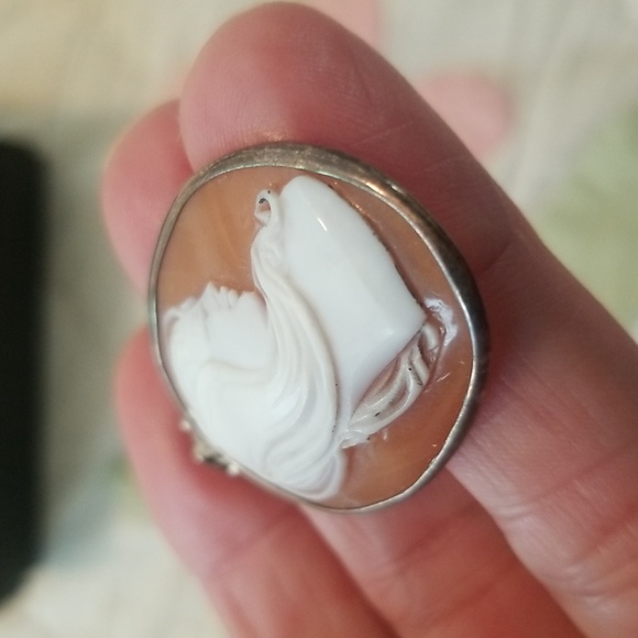 Beautiful Vintage Cameo Sterling Silver Pendant●Price is Firm - Picture 7 of 12